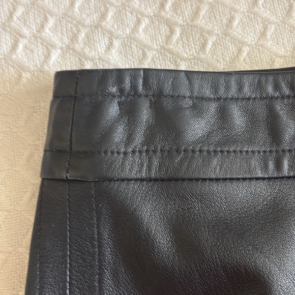 Banana Republic genuine leather skirt - Picture 5 of 5